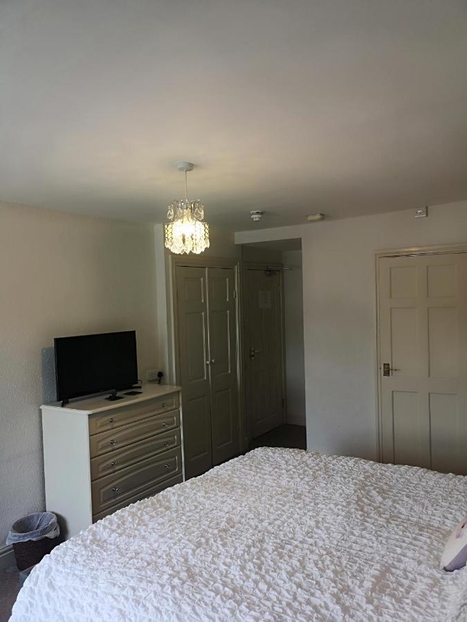 Ystrad Meurig Red Lion Hotel מראה חיצוני תמונה